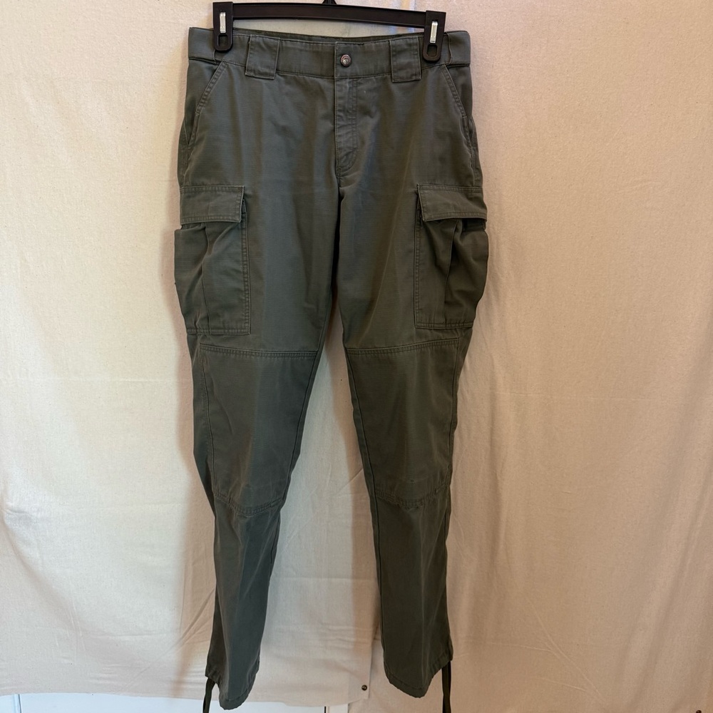 Women’s 5.11 Tactical OD Green Cargo PantsSize‎ 10L